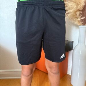 Preowned , Adidas climalite Black Athletic Shorts, size youth medium